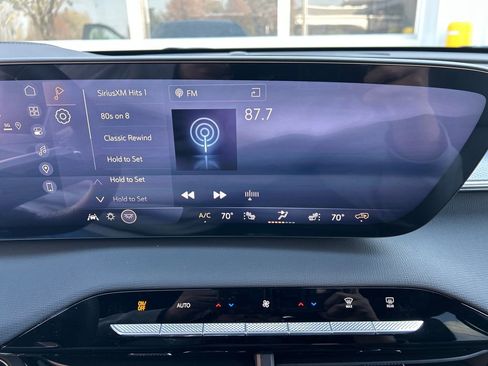 New 2026 Buick Enclave Sport Touring w/ LPO, Floor Liner Package image 24