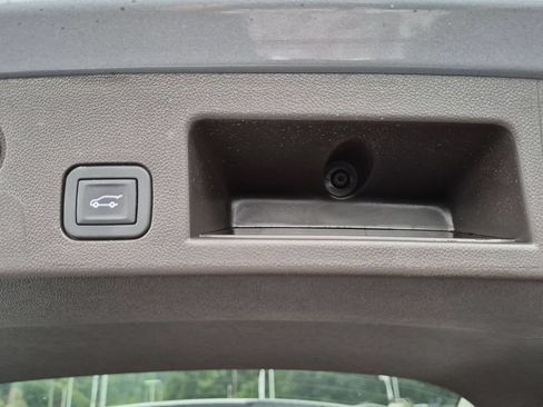 New 2026 GMC Terrain Denali w/ LPO, Floor Liner Package AWD/4WD image 21