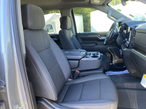 Used 2023 Chevrolet Silverado 1500 RST image 34