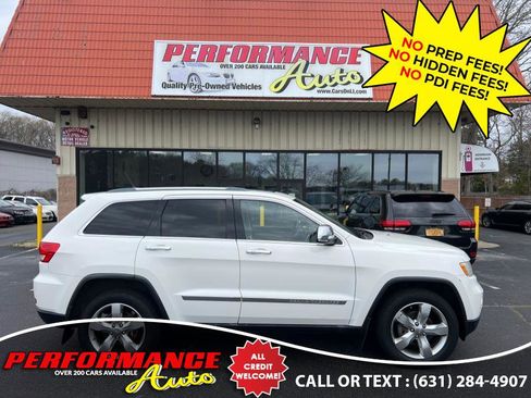 Used 2011 Jeep Grand Cherokee Limited w/ Trailer Tow Group image 2