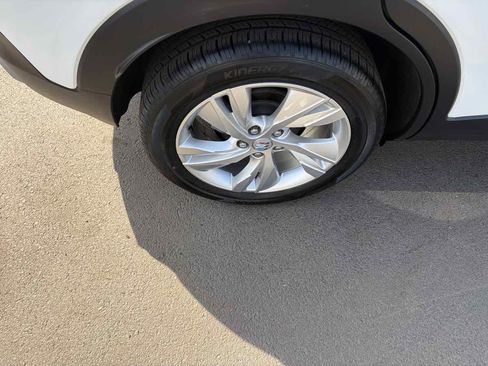 Used 2024 Buick Encore GX Preferred image 33