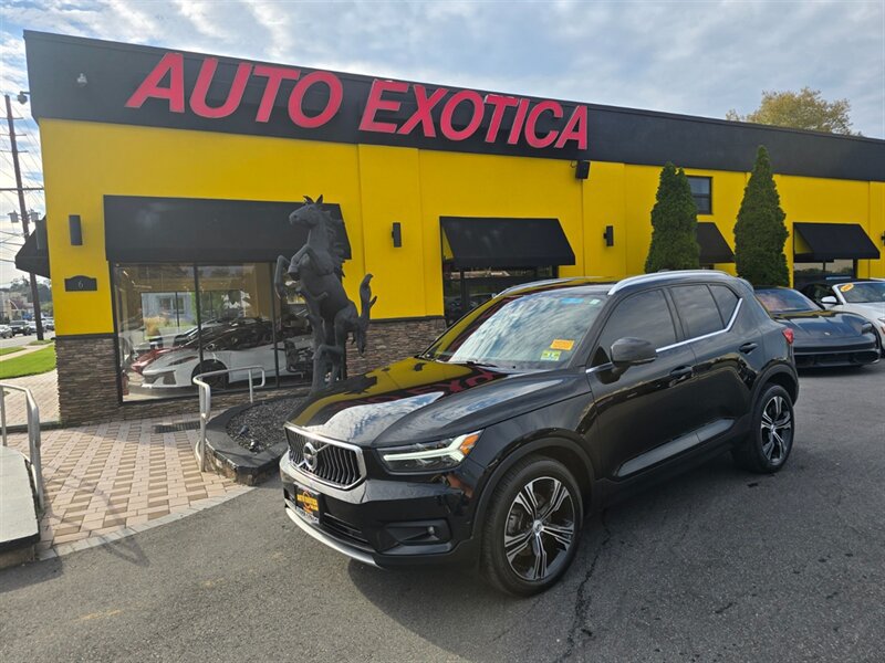Used 2021 Volvo XC40 T5 Inscription w/ Advanced Package AWD/4WD image 1