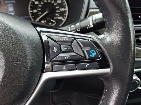 Used 2024 Nissan Altima 2.5 SV w/ SV Premium Package FWD image 24