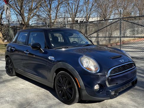 Used 2015 MINI Cooper S image 5