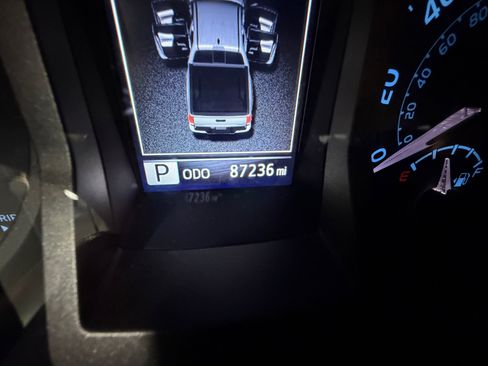 Used 2021 Toyota Tacoma TRD Off-Road w/ Technology Package image 11