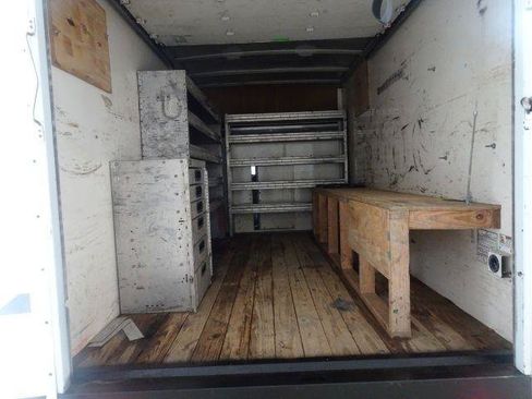 Used 2019 Chevrolet Express 3500 w/ Power Convenience Package RWD image 9