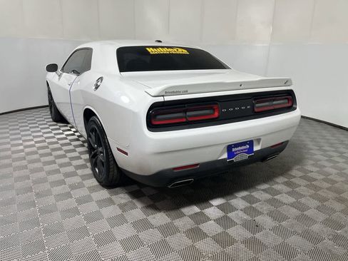 Used 2022 Dodge Challenger GT AWD/4WD image 6