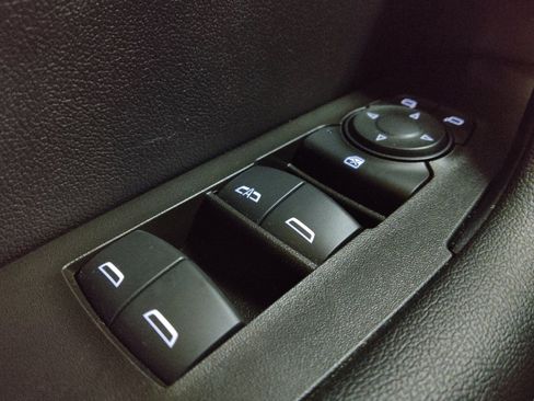 Used 2023 Chevrolet Blazer LT AWD/4WD image 27