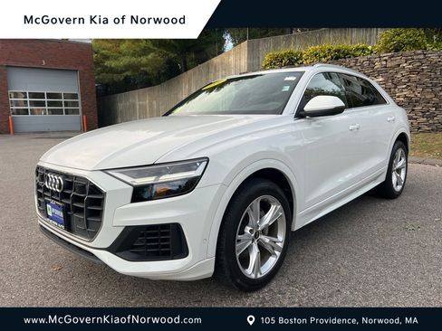 Used 2022 Audi Q8 Premium Plus w/ Premium Plus Package image 1