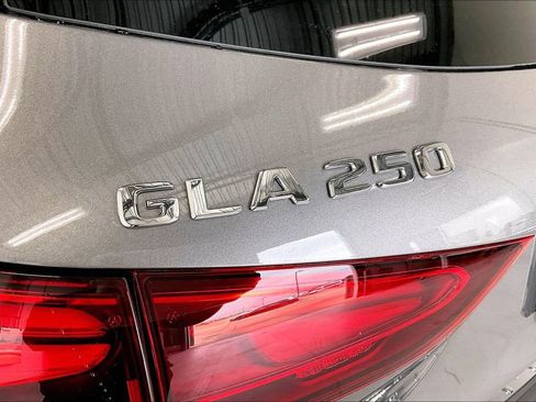 New 2026 Mercedes-Benz GLA 250 image 15