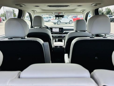 Used 2025 Kia Telluride S FWD image 30