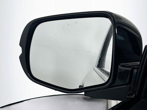 Used 2022 Honda Pilot Touring image 16