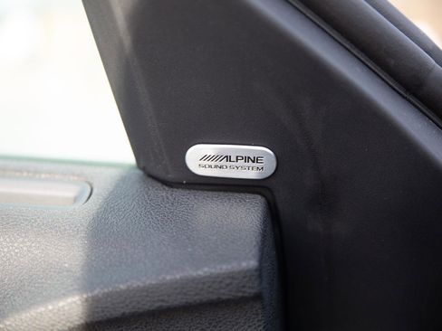 Used 2023 Dodge Charger SXT image 19