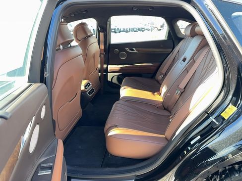 Used 2023 Genesis G80 image 17