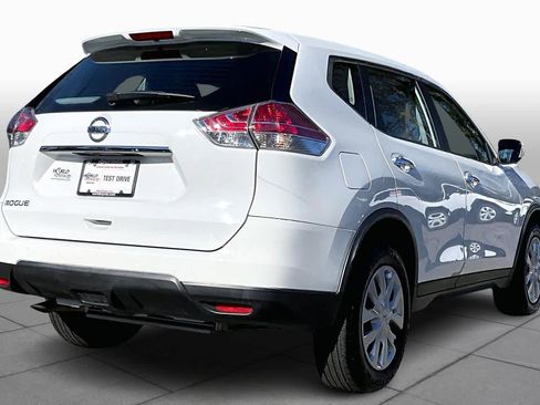 Used 2015 Nissan Rogue S image 12