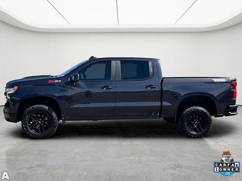 Used 2024 Chevrolet Silverado 1500 LT Trail Boss w/ Convenience Package II AWD/4WD image 2