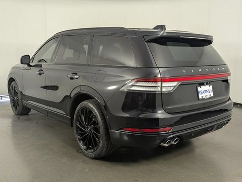Used 2025 Lincoln Aviator Reserve w/ Equipment Group 201A AWD/4WD image 6
