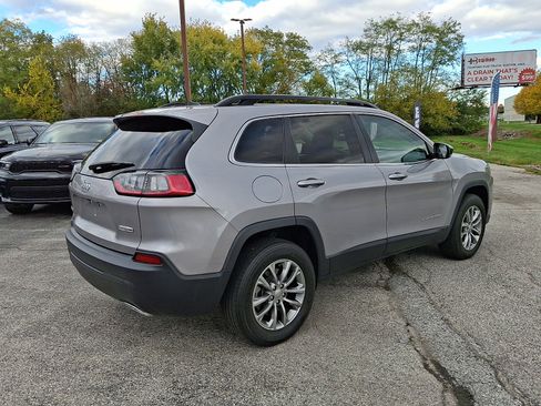 Certified 2022 Jeep Cherokee Latitude Lux w/ Sun & Sound Group image 8