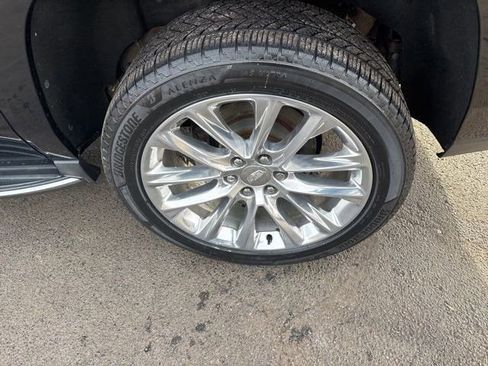 Used 2019 Cadillac Escalade ESV Luxury image 48