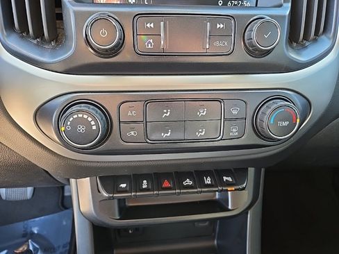 Used 2021 Chevrolet Colorado LT w/ Safety Package image 30