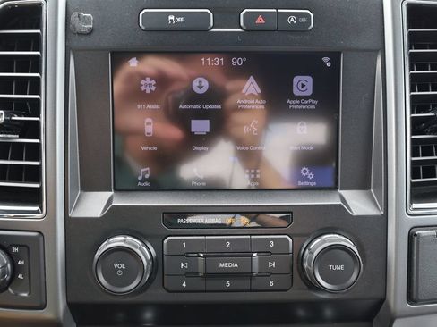 Used 2019 Ford F150 XLT AWD/4WD image 11