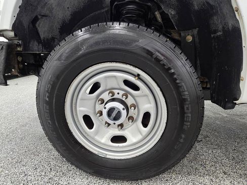 Used 2010 Ford F250 XL AWD/4WD image 29
