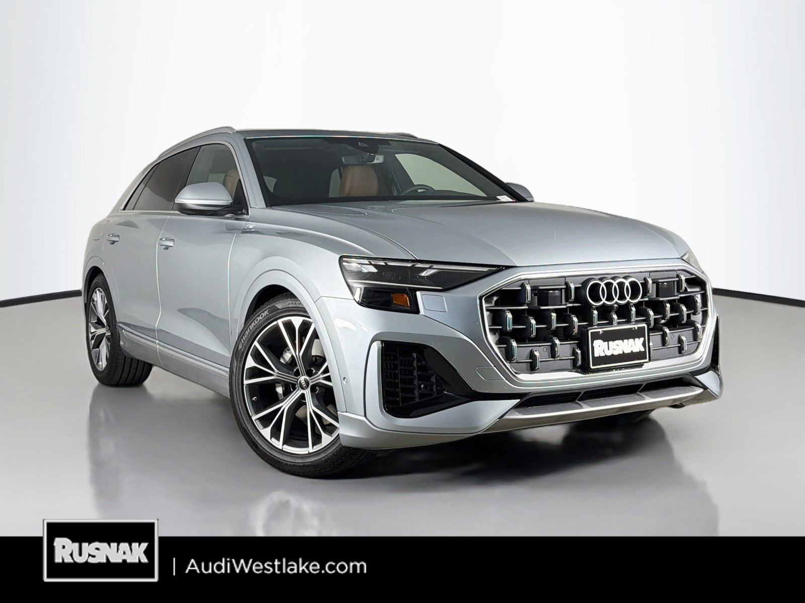 Used 2026 Audi Q8 Premium Plus AWD/4WD image 1
