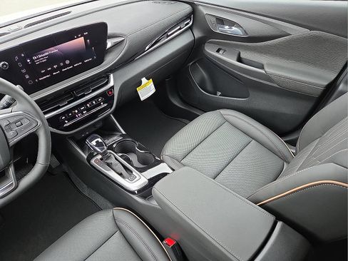 New 2026 Buick Envista Avenir FWD image 12