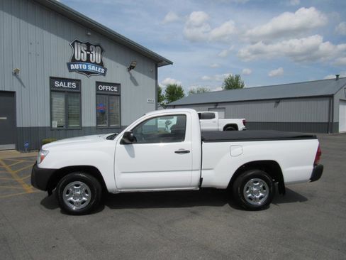Used 2013 Toyota Tacoma 2WD Regular Cab image 3