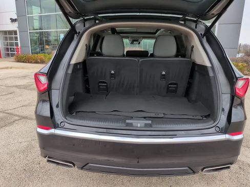 Used 2023 Acura MDX SH-AWD image 11