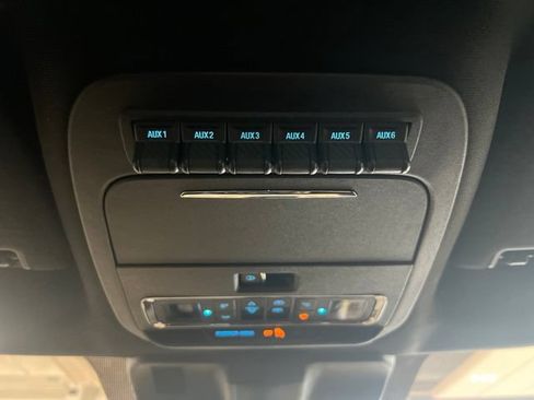 Used 2025 Ford F150 Raptor AWD/4WD image 21