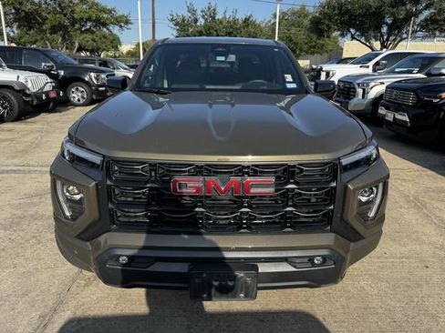 Used 2024 GMC Canyon Elevation w/ Convenience Package RWD image 2