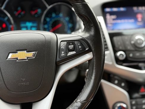 Used 2014 Chevrolet Cruze Diesel FWD image 26