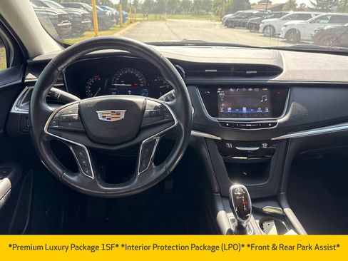 Used 2019 Cadillac XT5 Premium Luxury AWD/4WD image 17