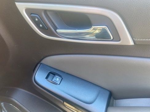 Used 2016 GMC Yukon XL Denali w/ Open Road Package image 33