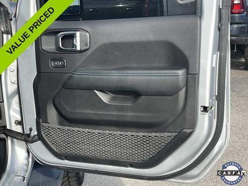 Used 2024 Jeep Wrangler High Altitude AWD/4WD image 21