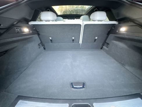 Used 2024 Cadillac Lyriq Luxury image 33