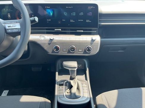 New 2026 Hyundai Kona SE image 11