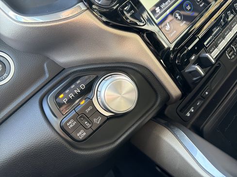 Used 2019 RAM 2500 Laramie image 26