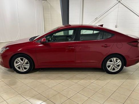 Used 2019 Hyundai Elantra SEL FWD image 2