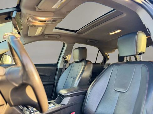 Used 2017 Chevrolet Equinox LT w/ Midnight Edition image 10