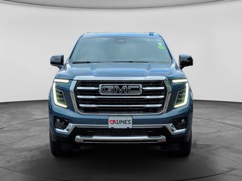 Used 2026 GMC Yukon Elevation w/ Elevation Premium Package AWD/4WD image 2