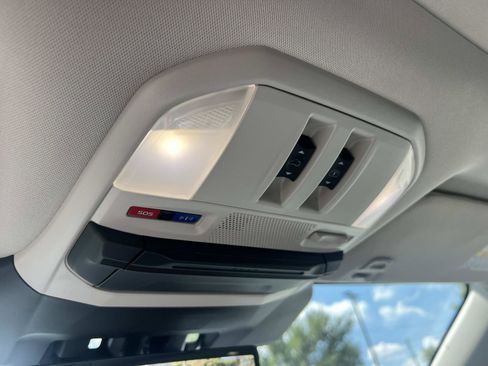 Used 2025 Subaru Ascent Bronze Edition image 31