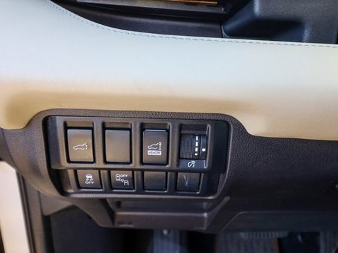 Used 2019 Subaru Ascent Touring image 57