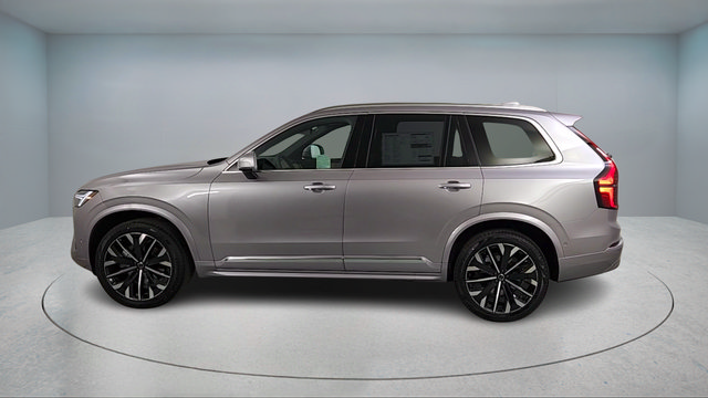 Used 2026 Volvo XC90 B6 Plus w/ Protection Package Premier AWD/4WD image 4