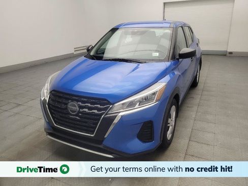 Used 2021 Nissan Kicks S FWD image 1