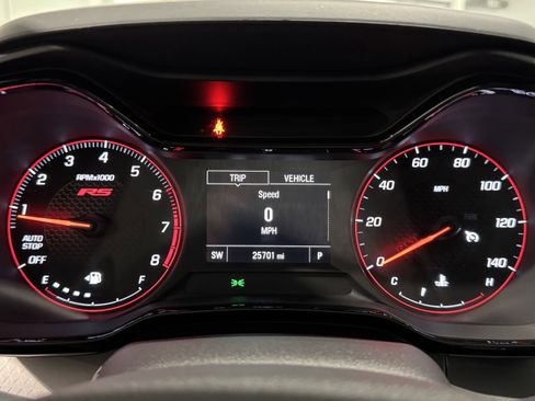 Used 2024 Chevrolet Trax RS w/ Driver Confidence Package image 21