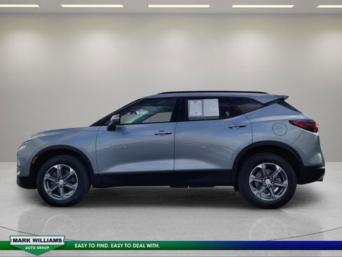 Used 2023 Chevrolet Blazer LT FWD image 7