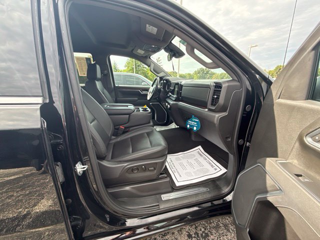 Used 2025 GMC Sierra 1500 SLT AWD/4WD image 27