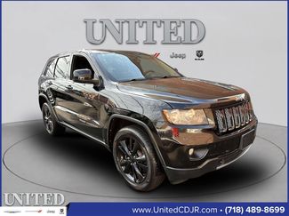 Used 2012 Jeep Grand Cherokee Altitude video 1